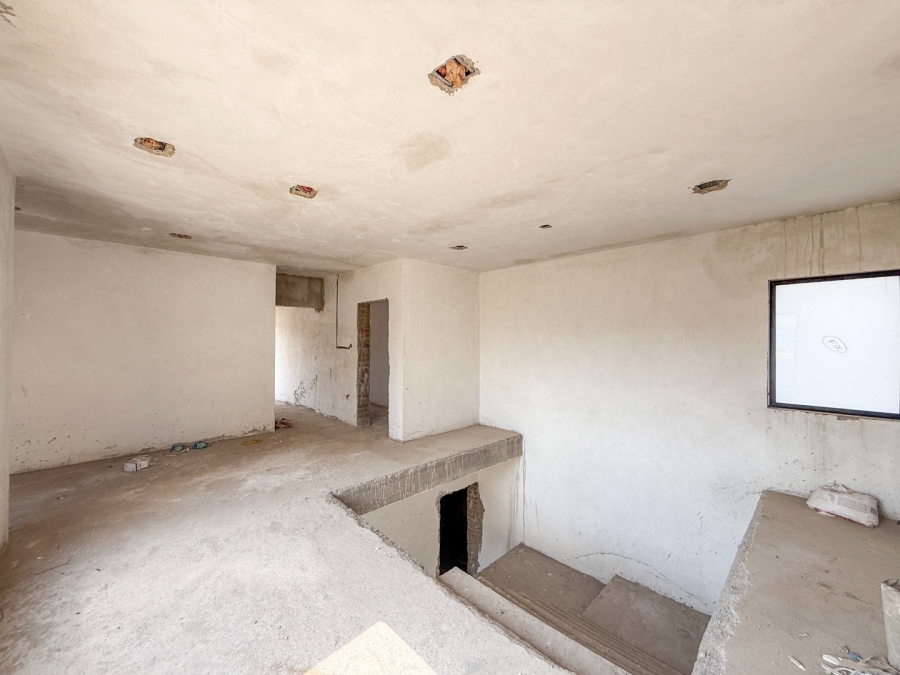 4 Bedroom Property for Sale in The Islands Estates North West